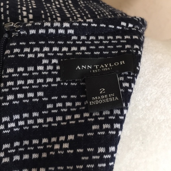 Ann Taylor Business Dress - Picture 4 of 5